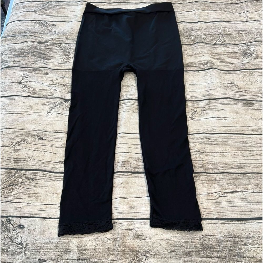 Lane Bryant High Waisted Cropped Shapewear Leggings with lace at bottom size C/D